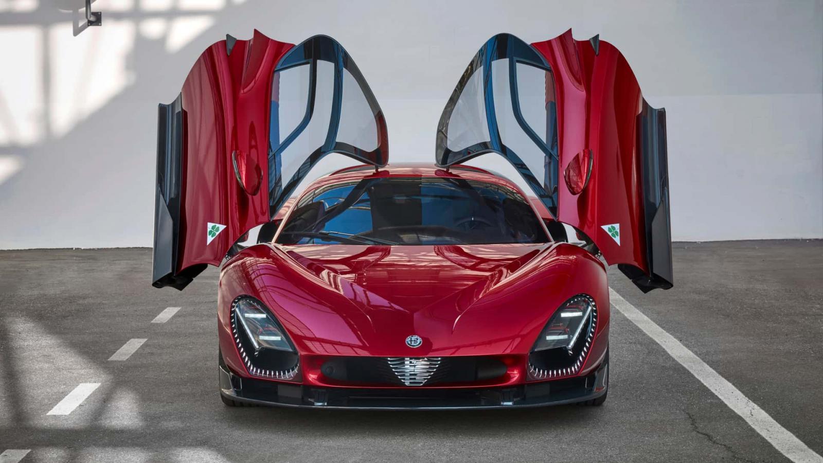 Η 33 Stradale είναι το νέο supercar της Alfa Romeo 
